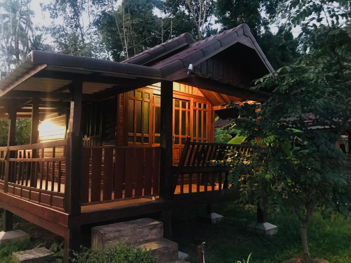 Kohkoodfarmstay Ko Kut Exterior photo
