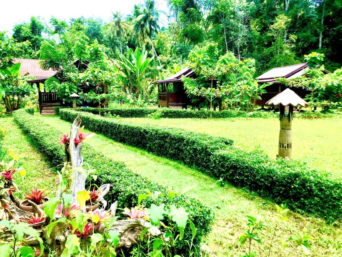 Kohkoodfarmstay Ko Kut Exterior photo