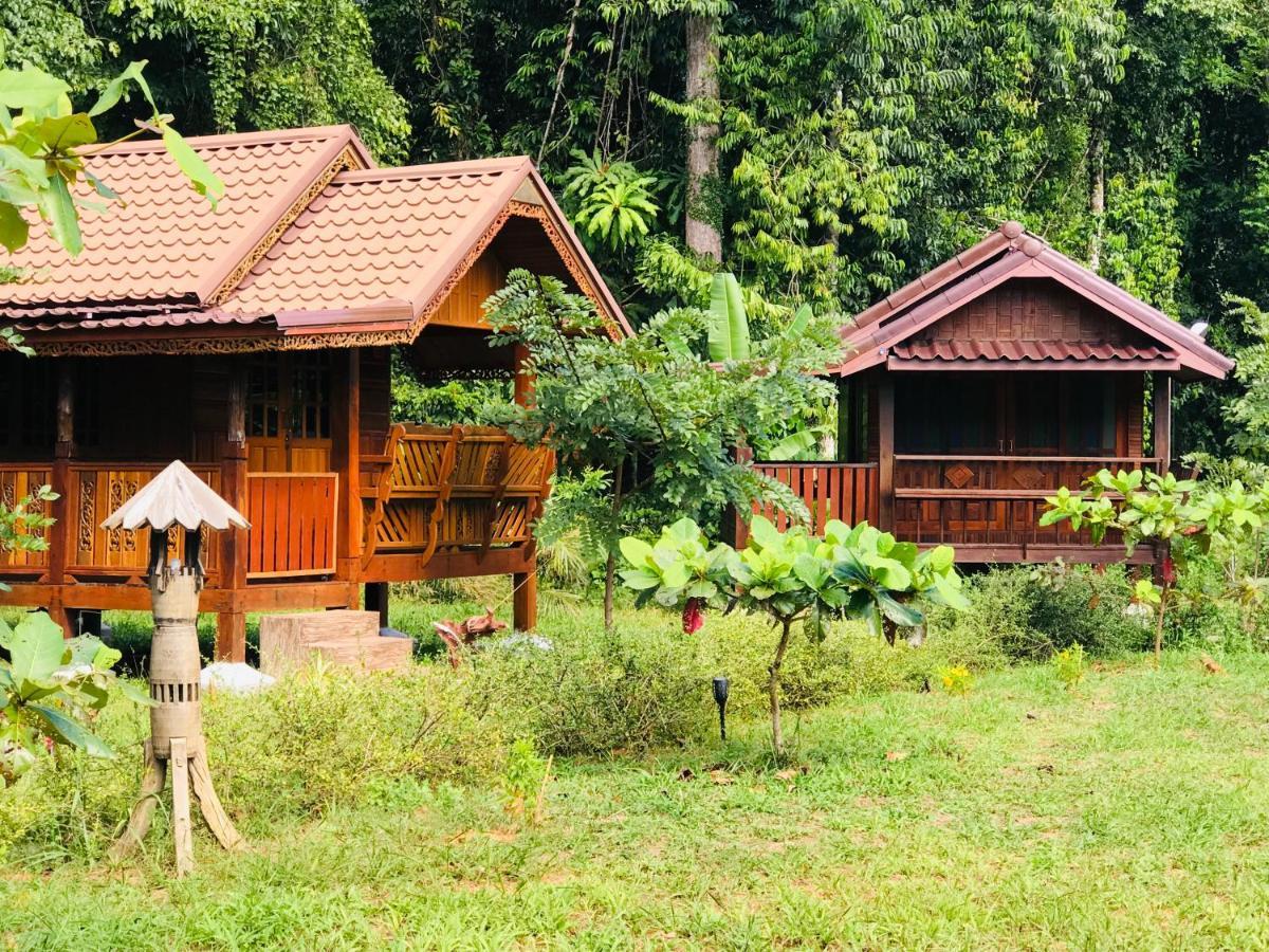 Kohkoodfarmstay Ko Kut Exterior photo