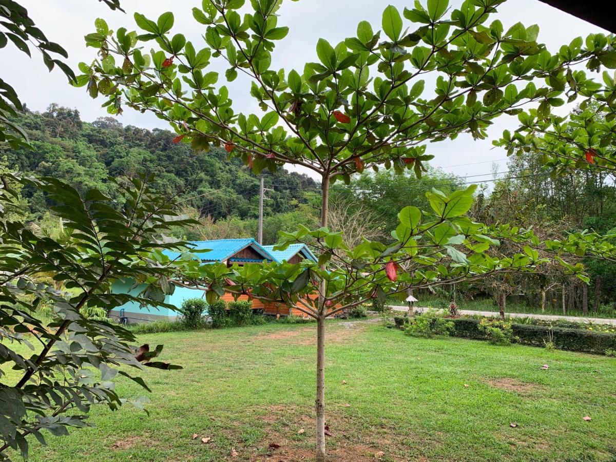 Kohkoodfarmstay Ko Kut Exterior photo